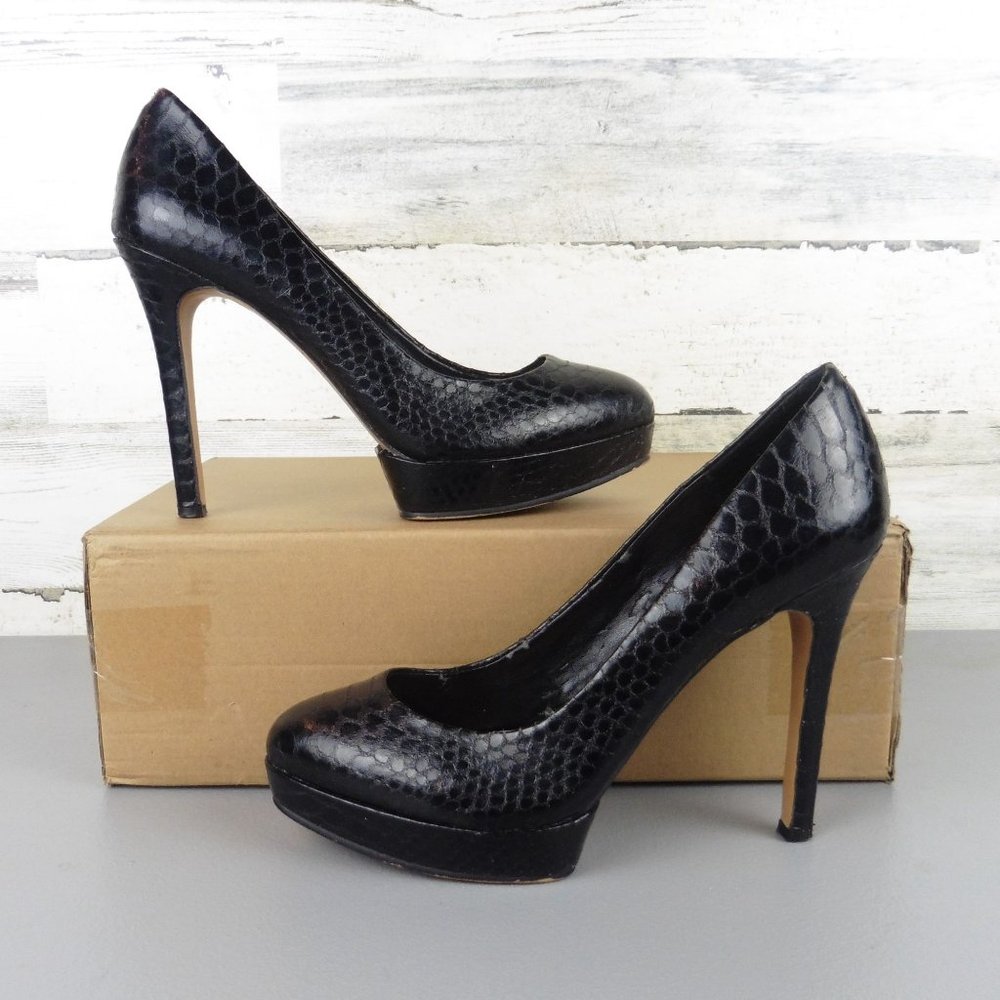 Vince Camuto womens 9 platform heels "Darling" black